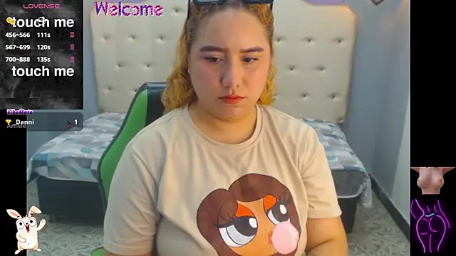 Kathiasaints online show from February 6, 9:40 pm