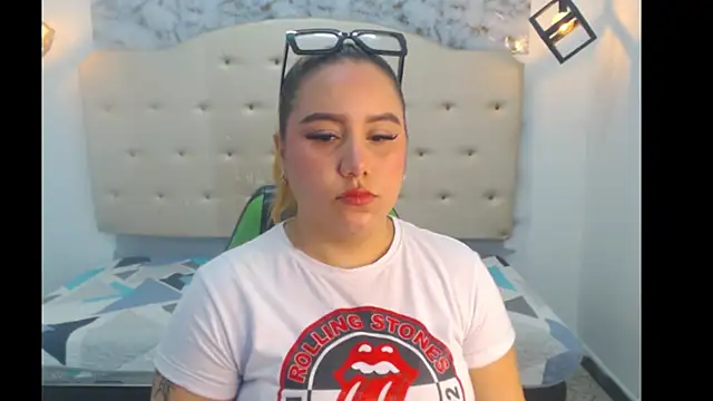 Kathiasaints online show from March 30, 8:52 pm