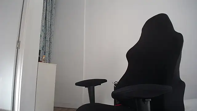 Contantin helena online show from January 10, 11:37 am