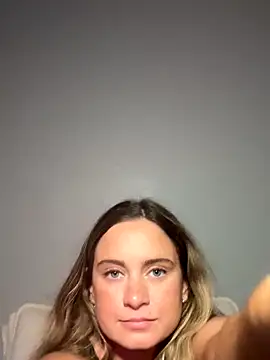 Sophie Raegan online show from September 29, 9:31 pm