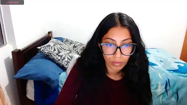 sofia rosse4 online show from September 29, 1:00 am