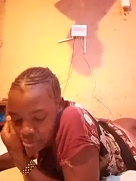 cute naimah online show from October 6, 3:07 pm