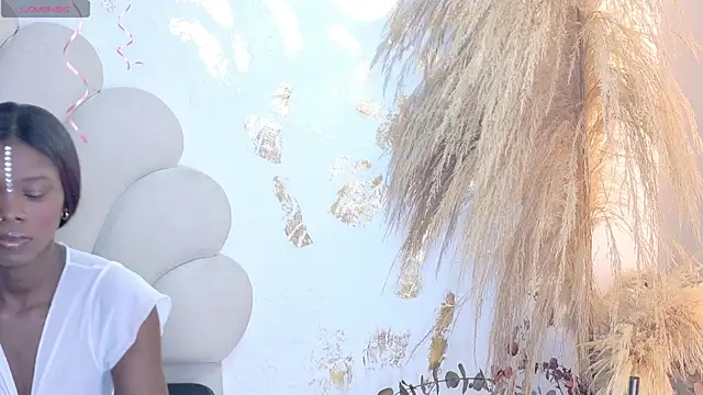 bonieklent online show from April 19, 3:28 am