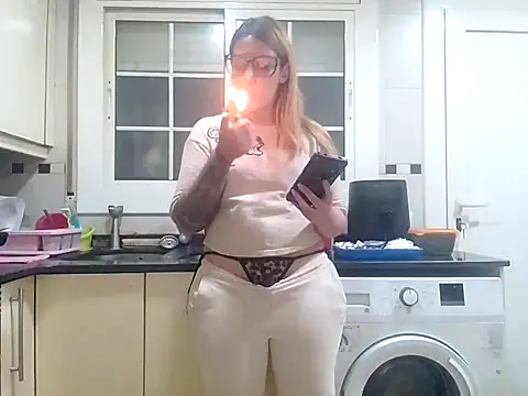 Dakota Blonde08 online show from November 10, 11:33 pm