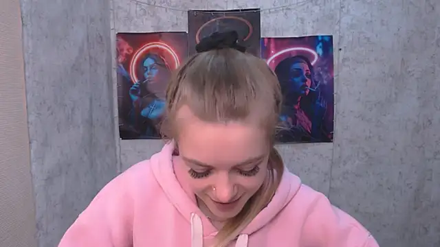 AliceFlirtt  online show from November 7, 9:37 am