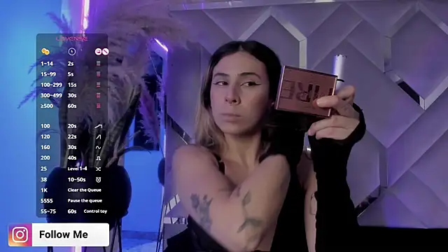 Sara Foxx1 online show from November 12, 10:08 pm