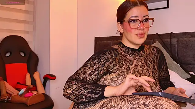 vanity sex online show from June 4, 11:42 pm