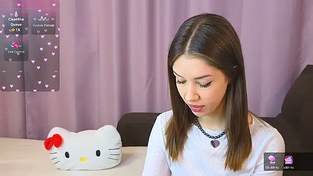 ellie kramer online show from November 17, 4:40 pm