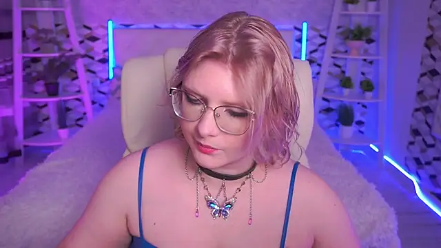 CoolTatis online show from April 20, 5:43 am