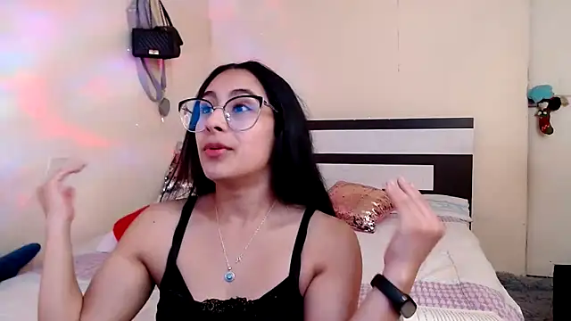 chika hellar online show from February 18, 10:42 pm