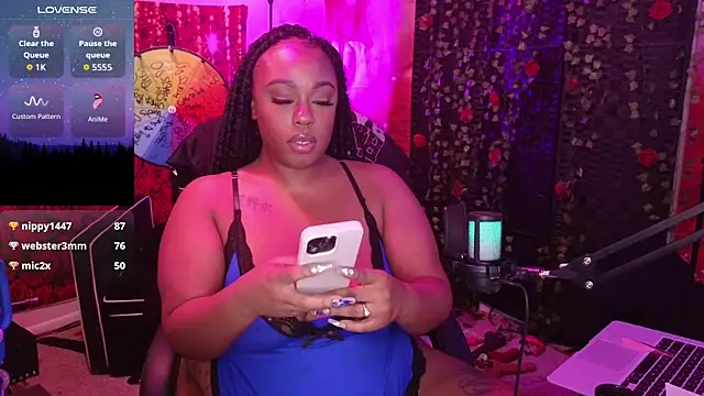 cheriserozequeen online show from October 28, 2:39 am