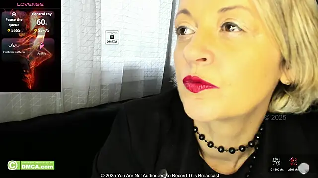 KARINASPALACIOS online show from January 16, 9:05 am