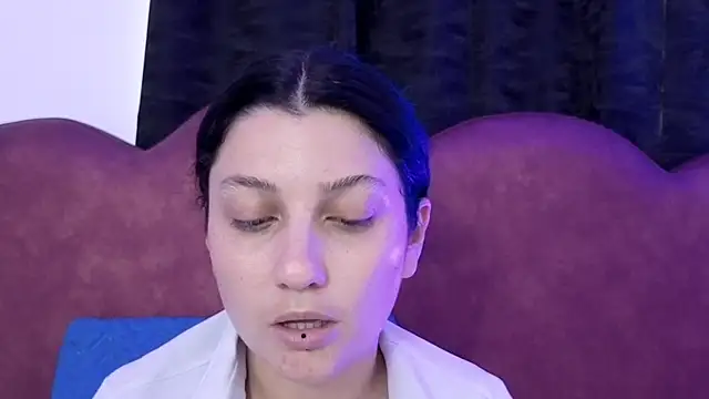 sophy rock online show from April 13, 7:25 pm