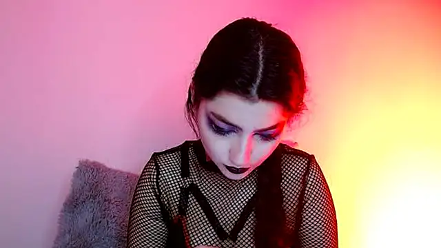 sophy rock online show from November 20, 6:20 pm