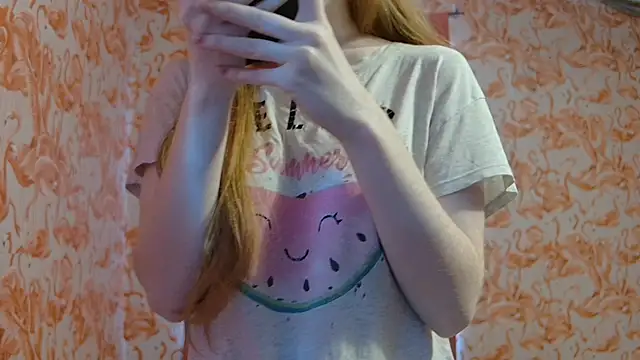 strawberrysmoothie online show from January 13, 8:02 pm