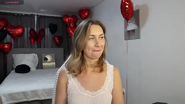 Vanessa Nowak online show from February 16, 9:53 am