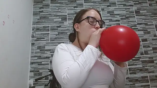 Venus Santana online show from February 14, 6:21 pm