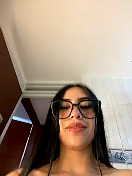 Bunny sexy01 online show from November 30, 1:32 am