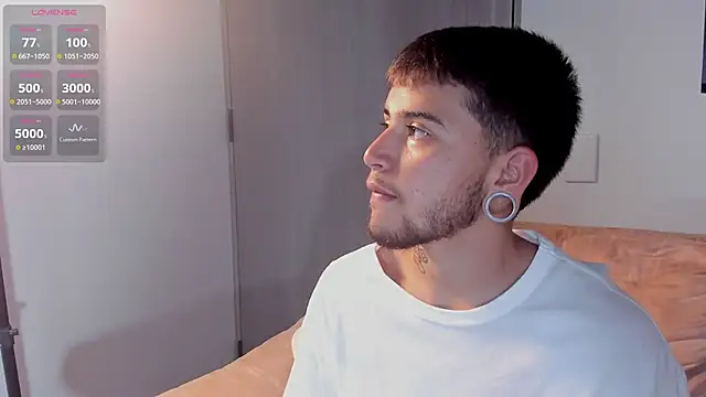 ftmphilip  online show from January 8, 12:47 am