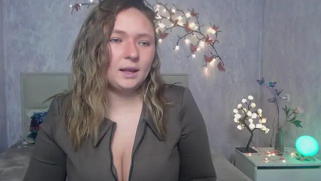 SallyVerda online show from March 26, 6:37 am