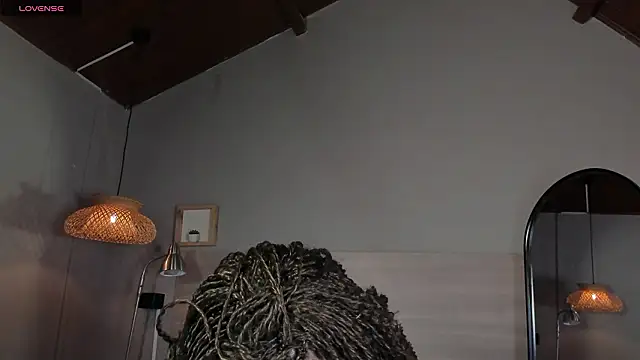 nayah   online show from March 19, 8:46 pm