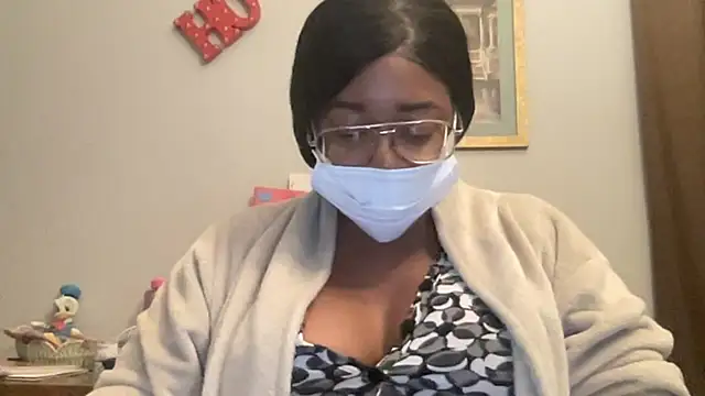 MommyConfident online show from November 7, 8:58 pm