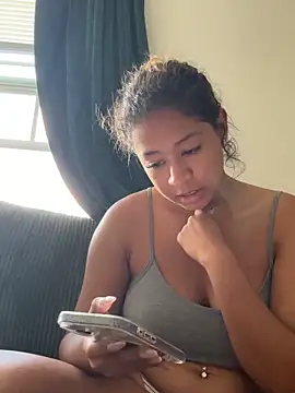 AshleyLoveee online show from October 16, 8:11 pm