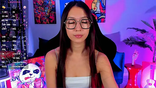 LanaBaker online show from December 20, 3:32 am