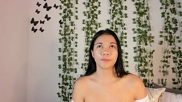 Emiily Parkerr online show from February 10, 2:58 am