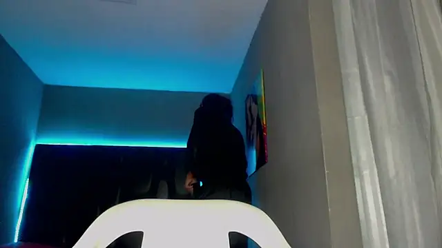 alizbunny online show from March 22, 1:00 am