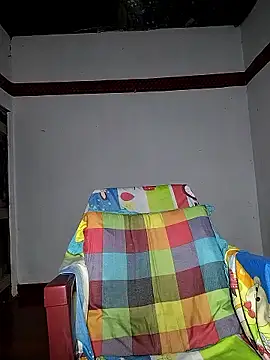 Nishii Girl online show from January 9, 9:30 pm