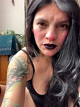 Val   online show from October 31, 5:06 pm