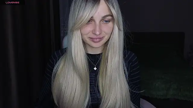 Amelia55555 online show from November 7, 6:13 pm