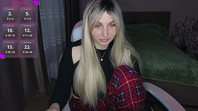 Amelia55555 online show from November 15, 3:46 pm