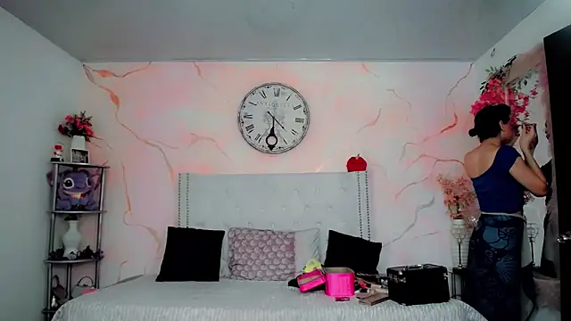 maria camilacms online show from March 17, 6:12 pm