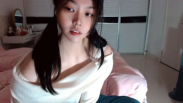 -Lucky Girl online show from January 9, 1:43 am