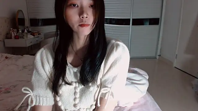 -Lucky Girl online show from February 3, 12:43 pm