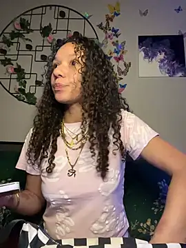  Neeka  online show from June 21, 3:32 am