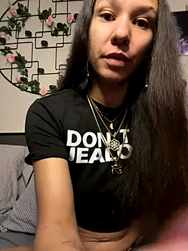  Neeka  online show from October 22, 2:00 pm