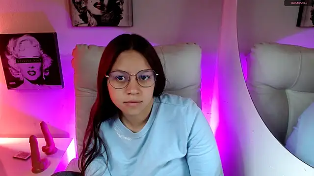 SamanthaRoldaan online show from February 8, 3:16 pm