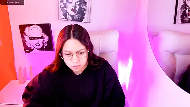 SamanthaRoldaan online show from March 20, 2:55 pm