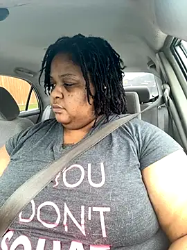 kweenxkarma online show from October 25, 9:21 pm