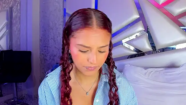 Miia002 online show from October 31, 4:58 am