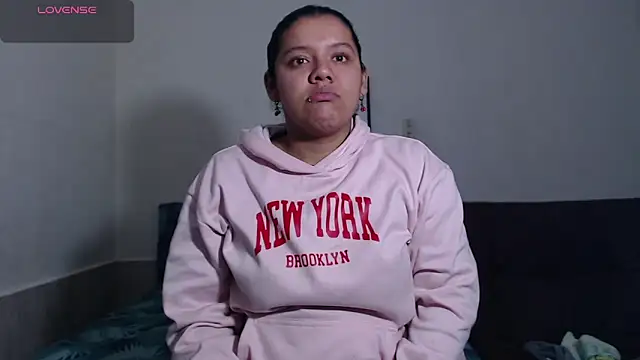 agata 22 online show from April 20, 3:20 am