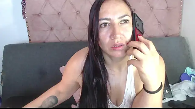 missbella1 online show from March 31, 9:37 pm