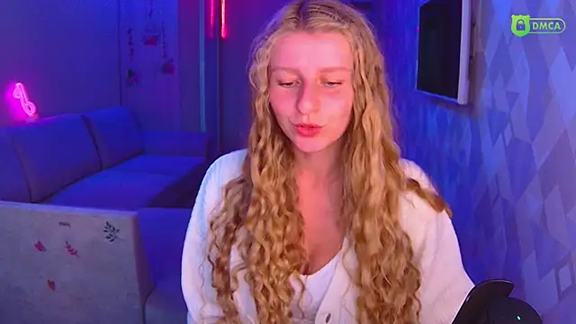 Snapshot of AmaliaQueen chatting on September 27, 2:46 pm AmaliaQueen online show from September 27, 2:46 pm