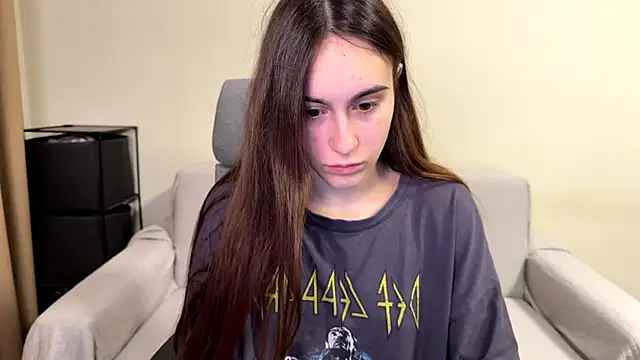 AliceKolltt online show from March 28, 9:35 pm