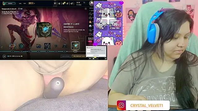 crystal7u7 online show from November 1, 8:35 pm