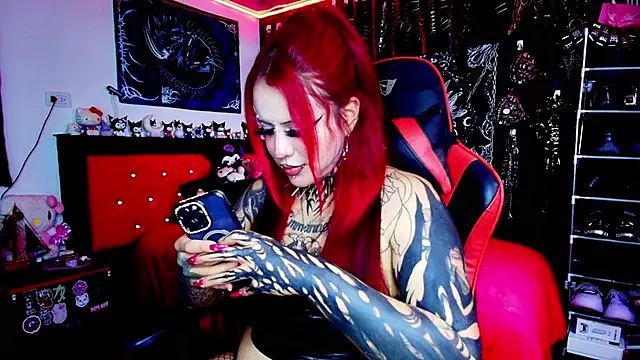 jannaink  online show from July 16, 8:24 pm