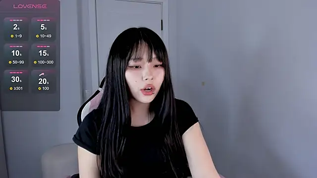 Snapshot of hee_young11 chatting on October 21, 8:46 pm hee young11 online show from October 21, 8:46 pm